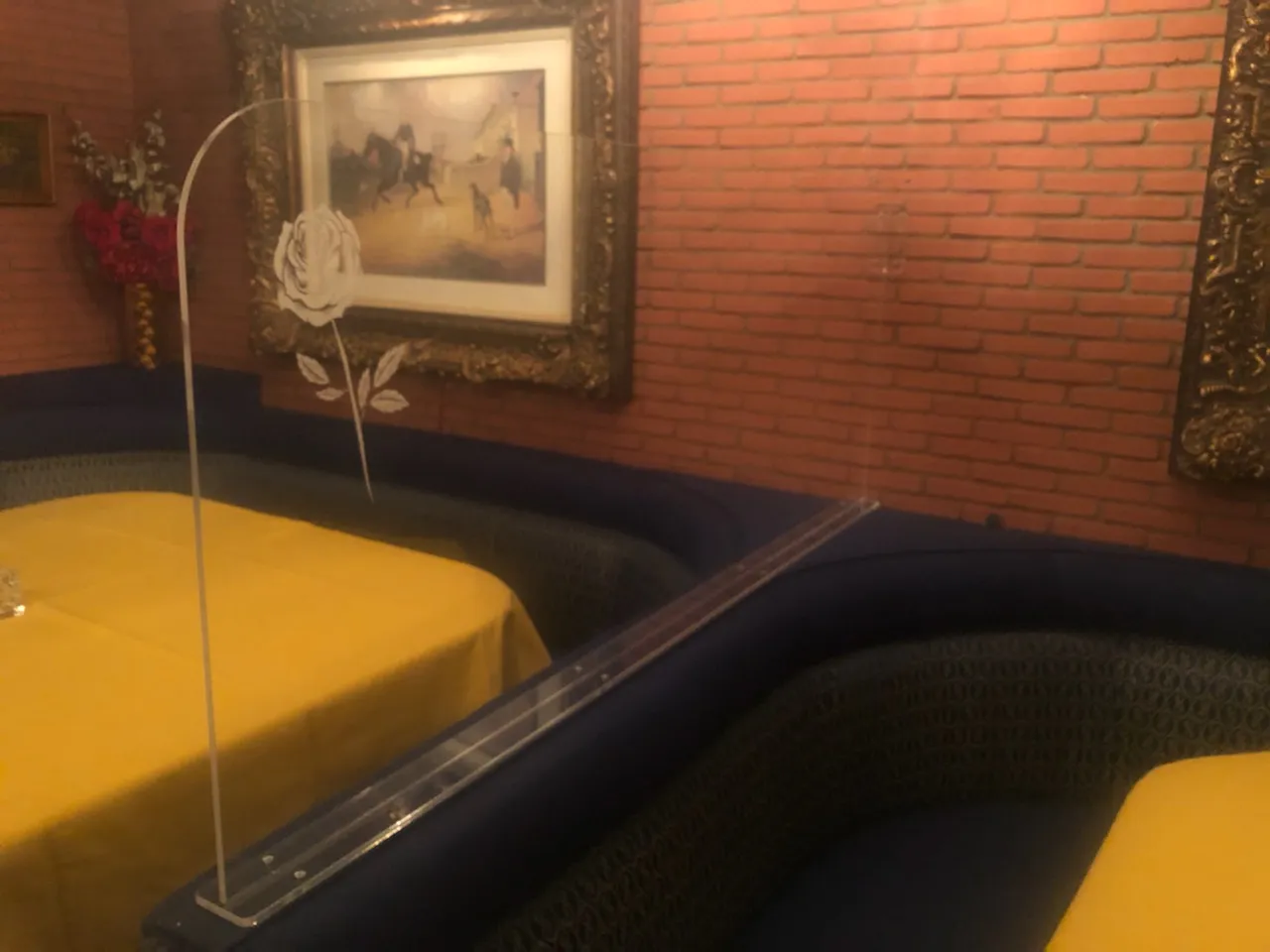 Booth Divider - Hugos Cellars plastic product prototyping